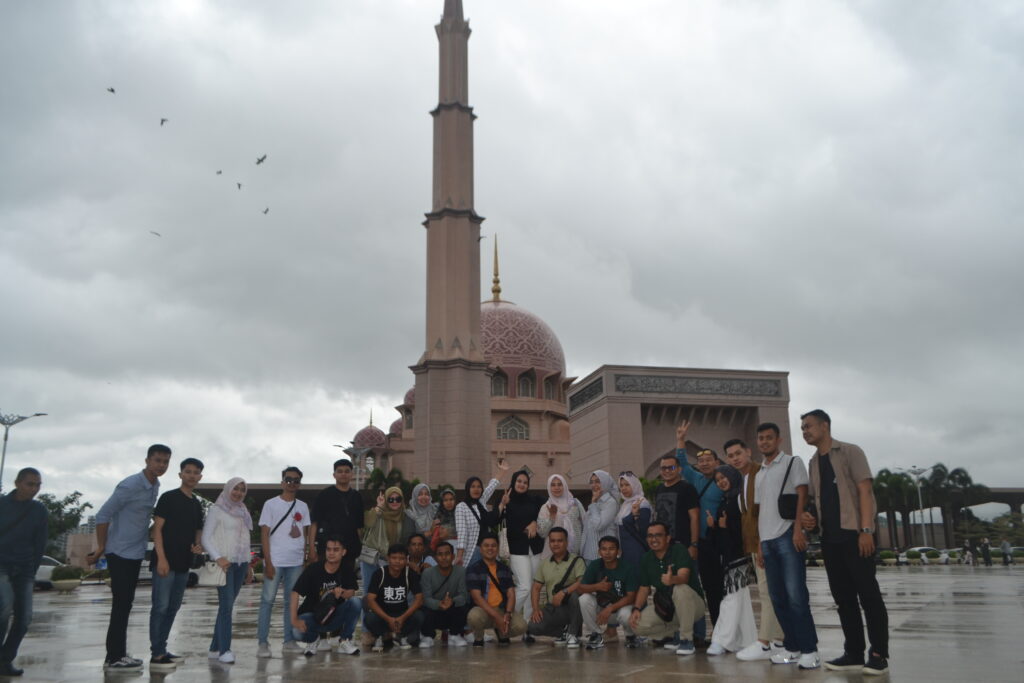 Masjid Pink Putrajaya