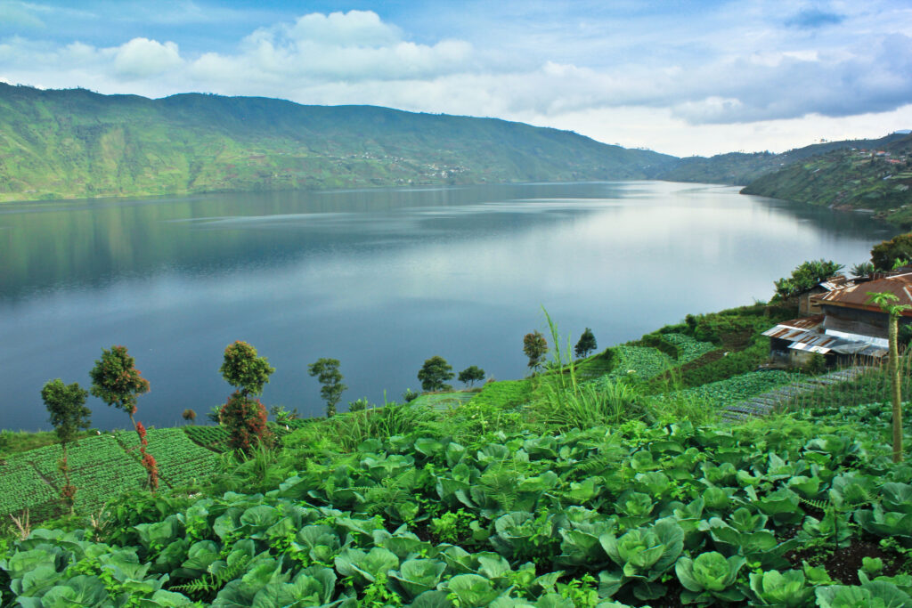 Danau di Bawah
